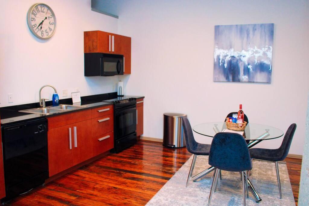 Cozy Stylish Downtown Loft Appartement Saint Louis Buitenkant foto
